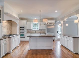 110 W End Pl, Nashville, TN 37205