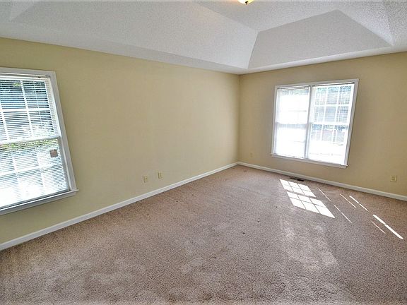 5th image of 2900 Granville Dr NW