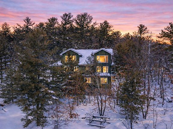 2nd image of 14 Big Sound Rd