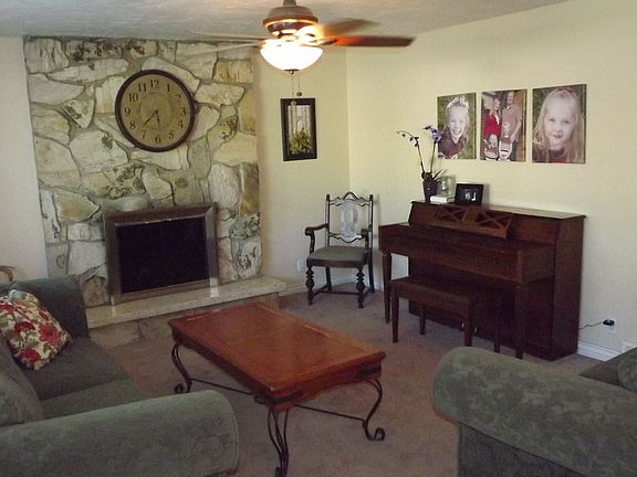 Living room as you enter