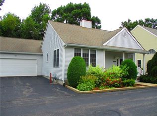 305 Cheshire Dr, Cranston, RI 02921