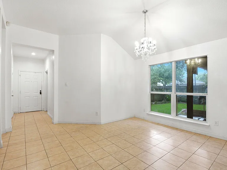 111 Thunder Basin Dr — Photo 13