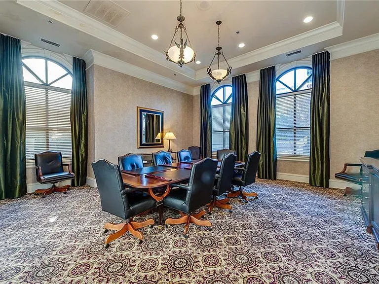 3334 Peachtree Rd NE #1902 — Photo 47