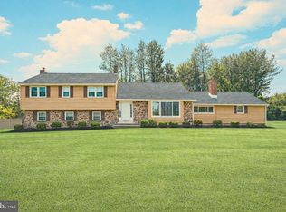 316 Maple Dr, Kennett Square, PA 19348