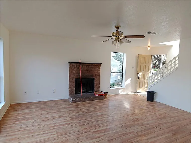 13353 Water Oak Ln #A — Photo 3