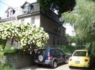223 Sumac St, Philadelphia, PA 19128