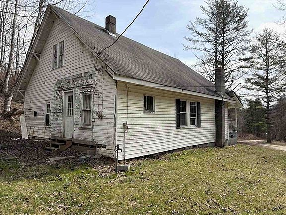 2nd image of 514 Baker Hollow Rd