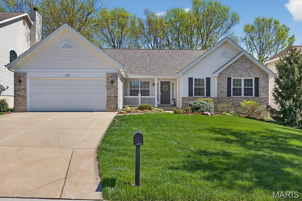 322 Summer Haven Ct photo 1