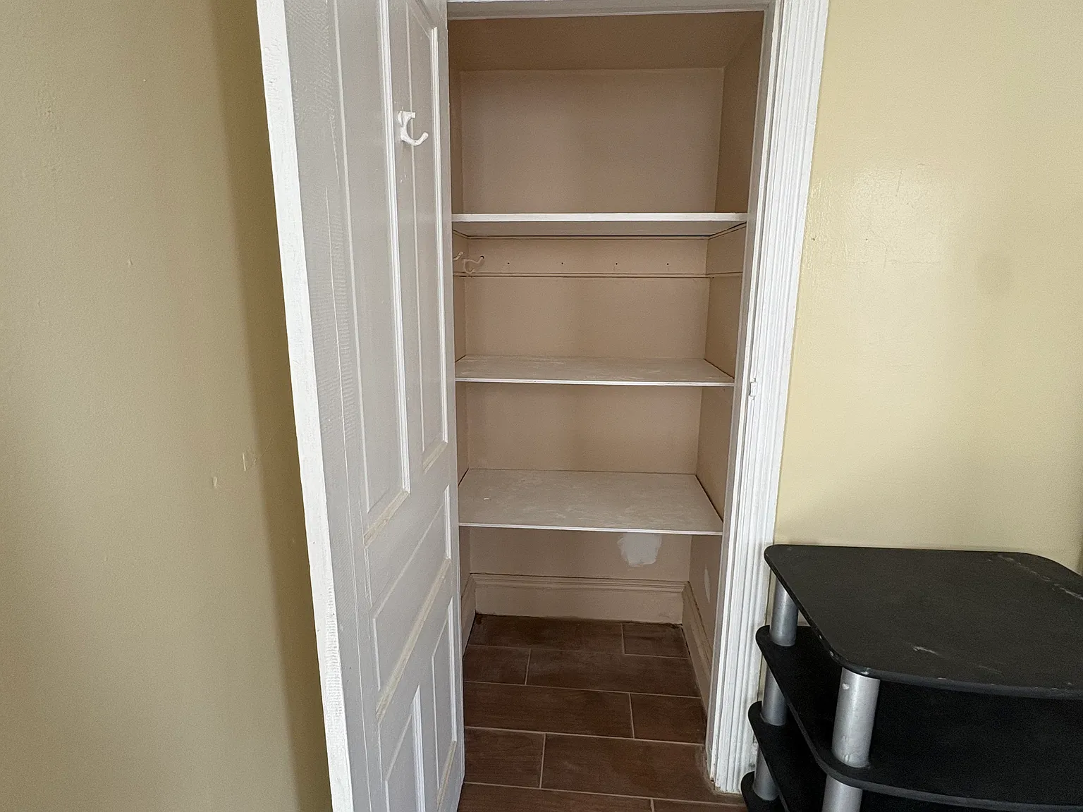 3 bed, 1965 sqft, $1,500 — Photo 4
