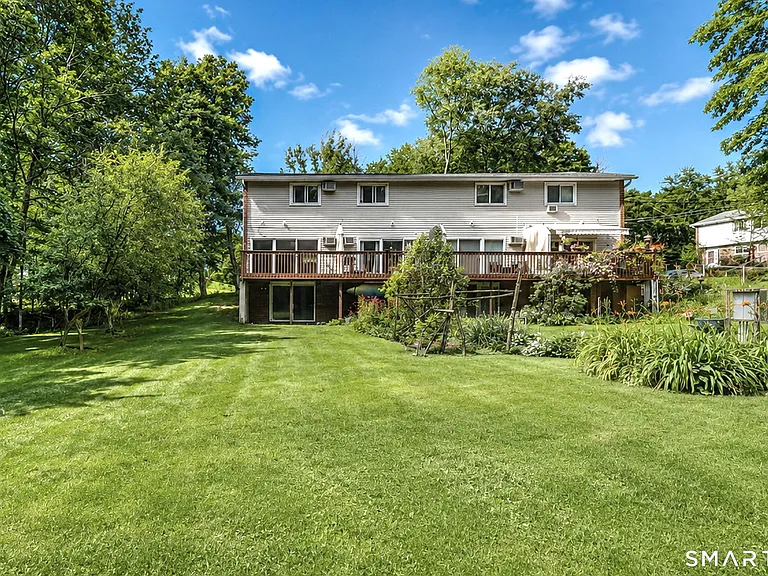 29 Anton Rd #D — Photo 6