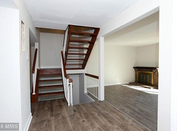 2nd image of 18480 Stone Hollow Dr