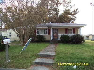 2nd image of 1317 Virginia St