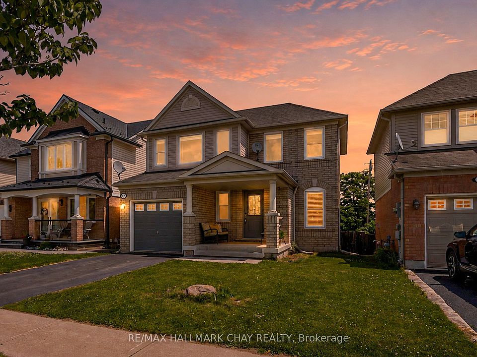 1st image of 19 Callander Cres