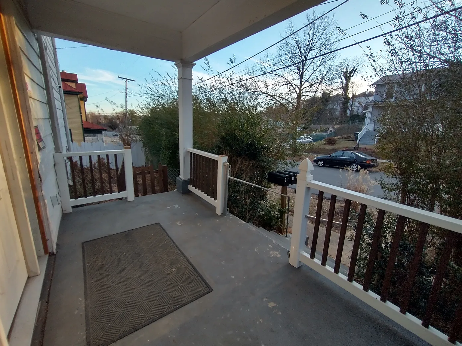 1108 Taylor St. Thankfulness - A — Photo 2