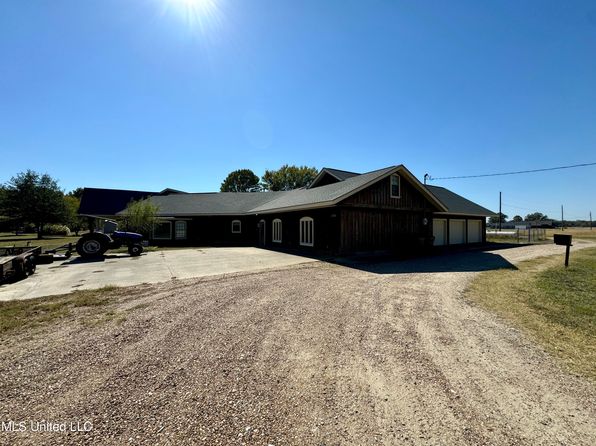 1785 N Bayou Rd, Merigold, MS 38759
