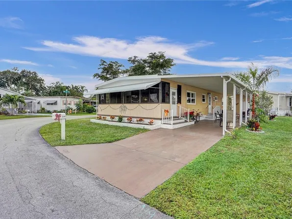 2341 SW 85th Avenue, Davie, FL 33324