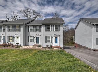 219 Hunter Hills Cir APT 15, Bristol, TN 37620