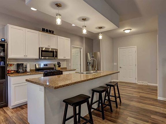 2nd image of 151390 Kingfisher Ln