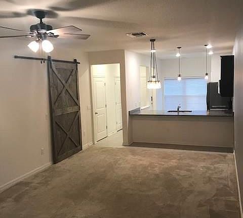 3rd image of 1113 Hillhurst Dr #1113