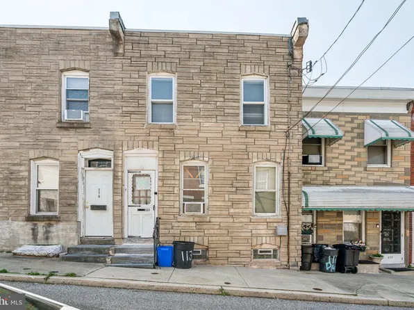 113 Davis St, Philadelphia, PA 19127