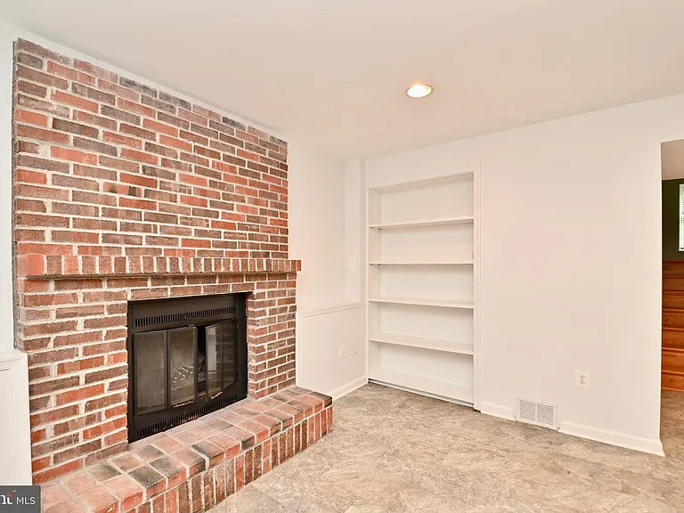 10048 Wood Sorrels Ln — Photo 33