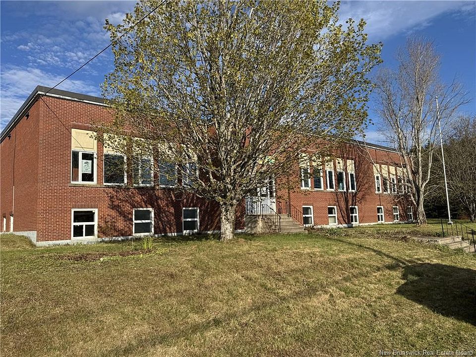 1st image of 305 Debec Rd
