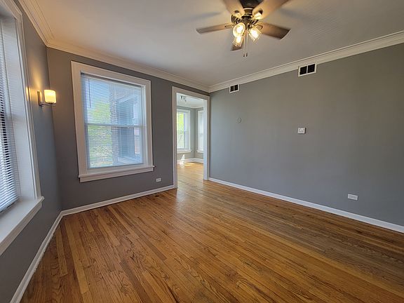 3rd image of 1205 W Farwell Ave #3