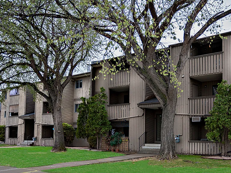2212 A Saint Charles Ave — Photo 10