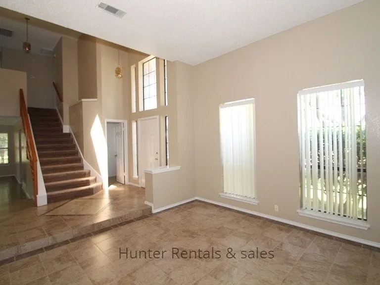300 Sioux Cir — Photo 10