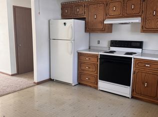 460 S Main St #2, Seymour, WI 54165