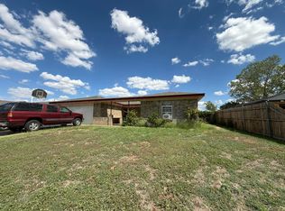 612 Bailey Ave, Dumas, TX 79029