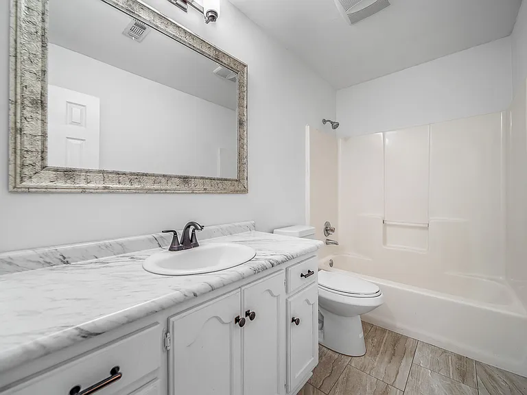 3313 Country Meadow Ln — Photo 28
