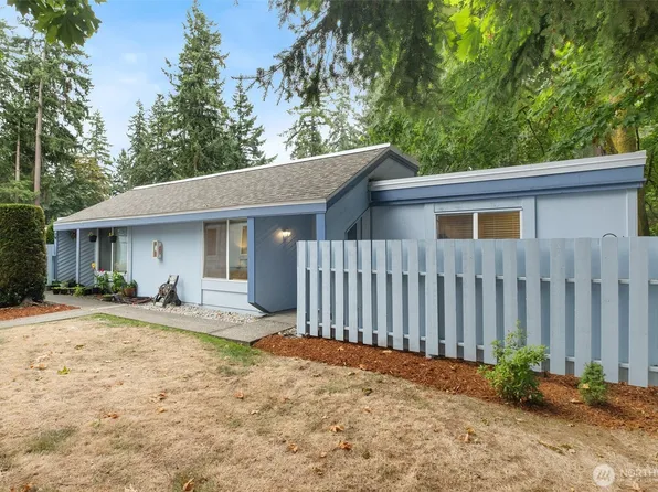 4300 NE Sunset Boulevard #L3, Renton, WA 98059