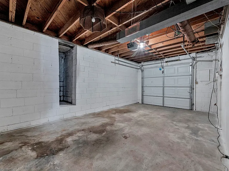 2221 Avenue St W #26 — Photo 21