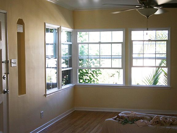 4th image of 837 Alandele Ave
