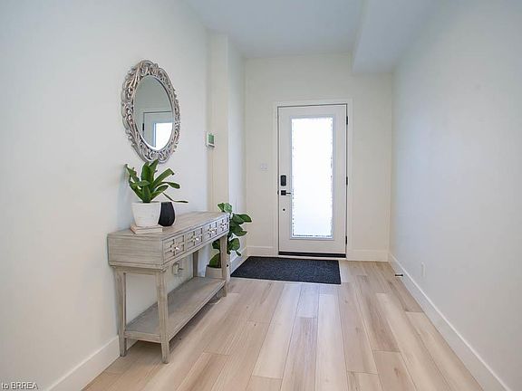 4th image of 4A Harris Ave