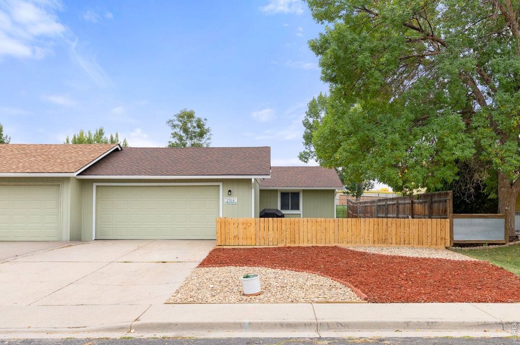 1704 Ranae Dr
