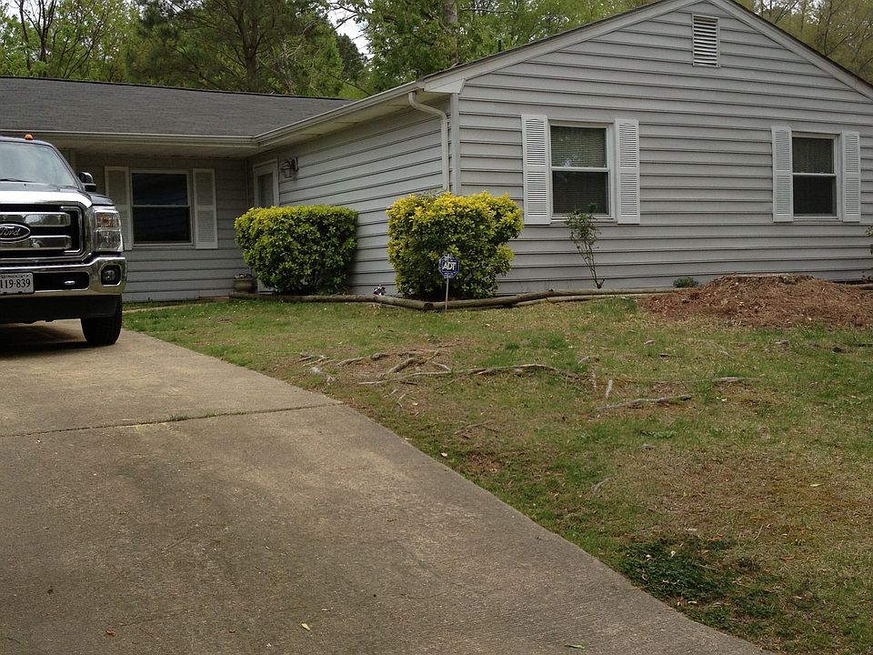 1st image of 894 Bamberg Pl
