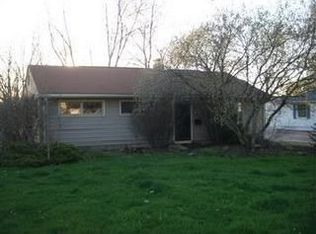353 Denman Ave, Cortland, OH