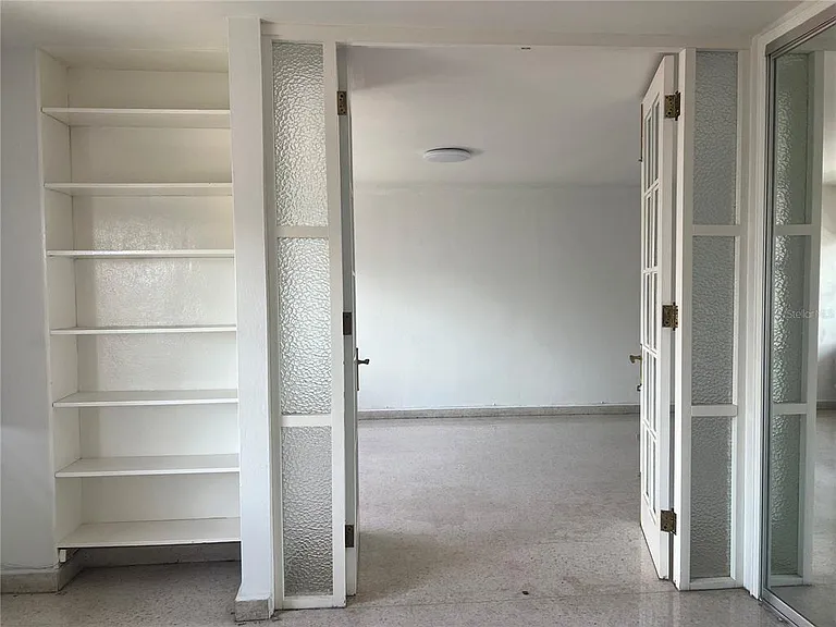 1309 Magdalena — Photo 7