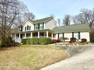 272 Country Run Cir, Powell, TN 37849