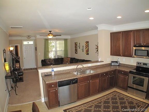 5th image of 112 Walnut Cove Dr APT C