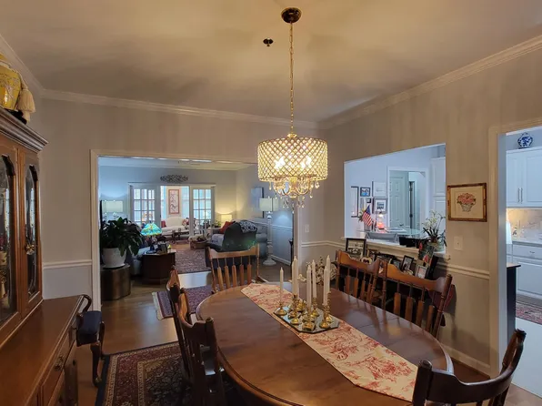 3025 McVitty Forest Dr APT 103, Roanoke, VA 24018