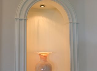 9321 NW Finzer Ct, Portland, OR 97229