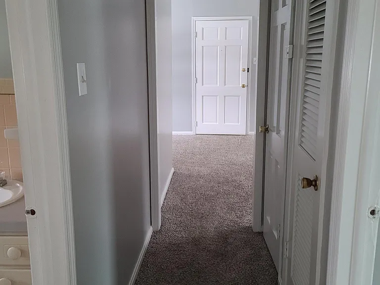 1615 S 22nd St — Photo 15