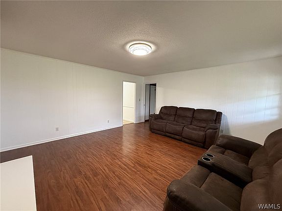 4th image of 16456 Boothtown Rd