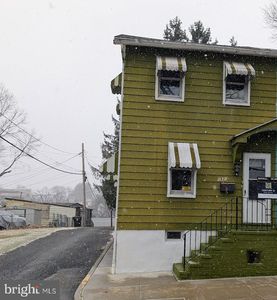 1938 Brookwood St, Harrisburg, PA, 17104
