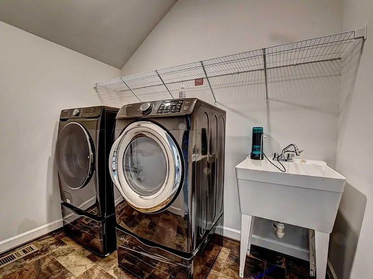 42055 Darlene Pl — Photo 43