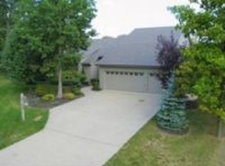 2117 Inverness Lakes Xing, Fort Wayne, IN 46804