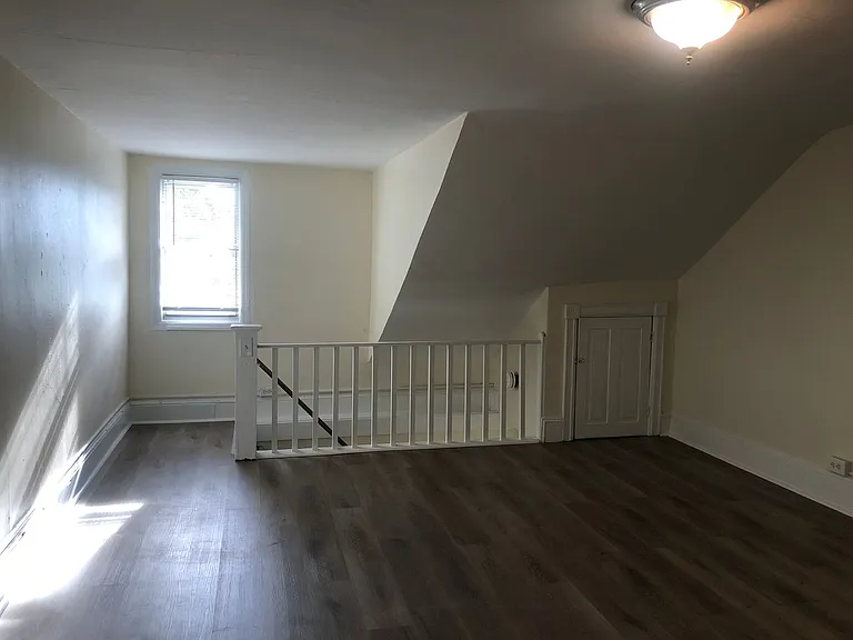 181 Anderson St — Photo 16